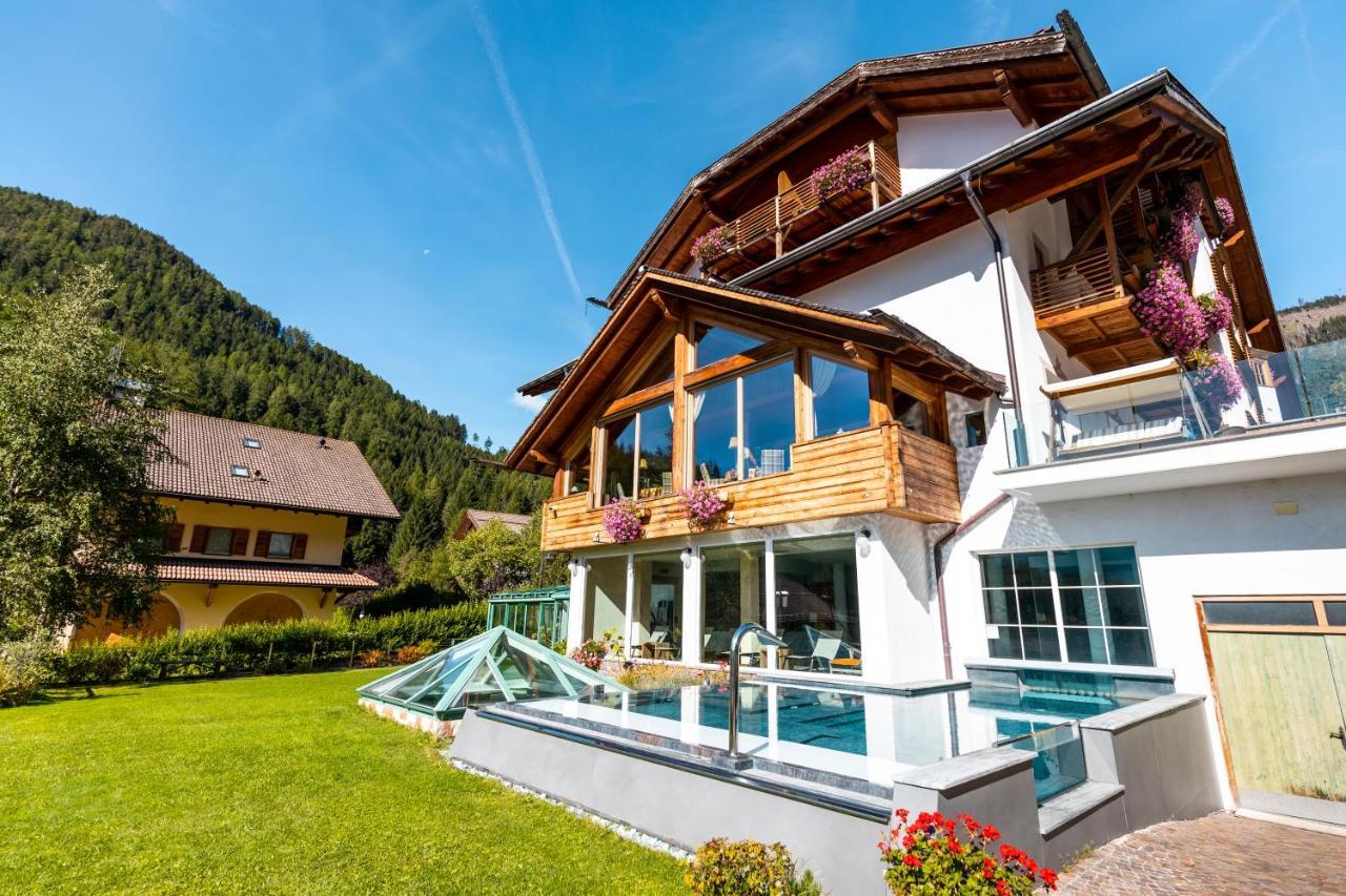 Berghotel Miramonti Тезеро Экстерьер фото